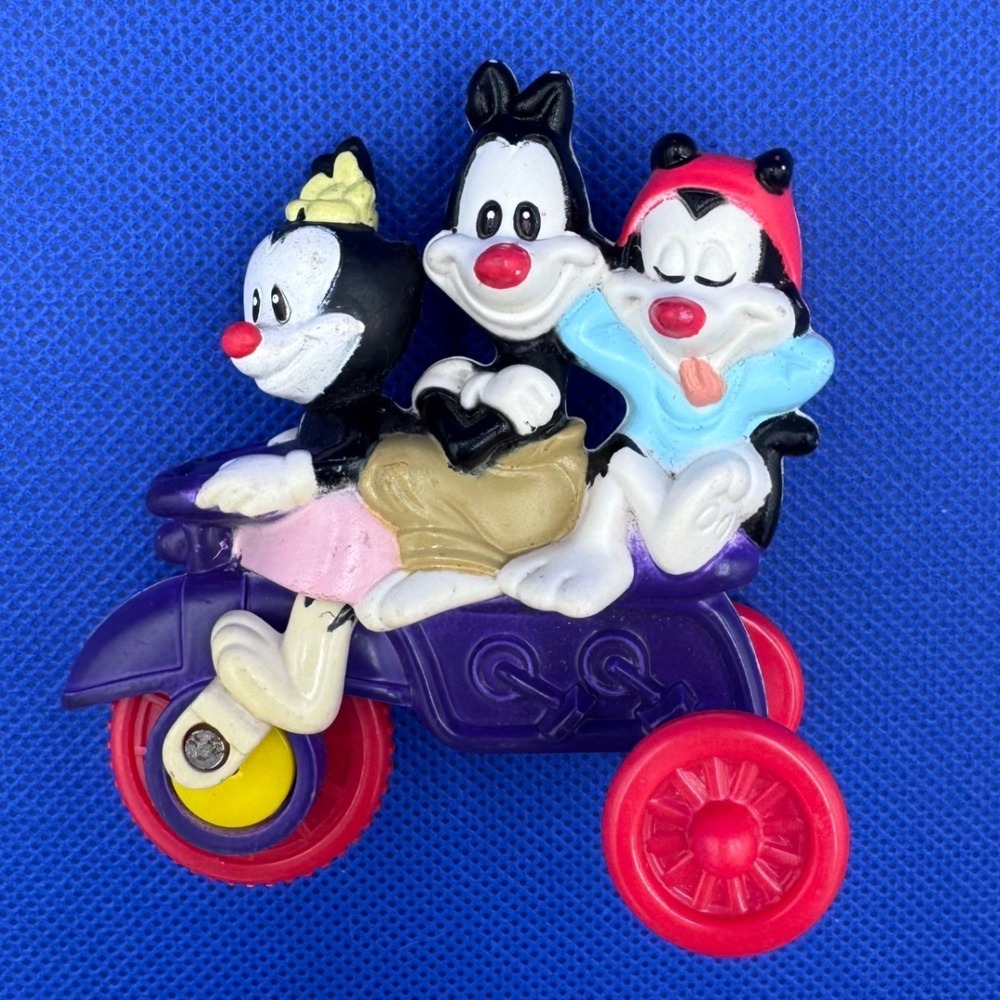 Vintage 1993 Animaniacs Yakko Wakko Dot Tricycle Warner Bros McDonalds Meal Toy